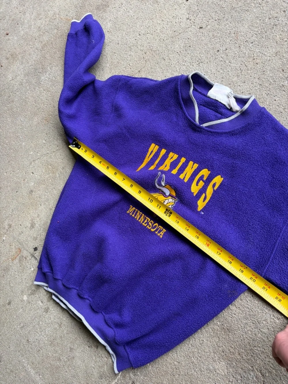 Minnesota Vikings 90s Vintage Cotton Purple Crewneck Sweatshirt Medium - Picture 11 of 11